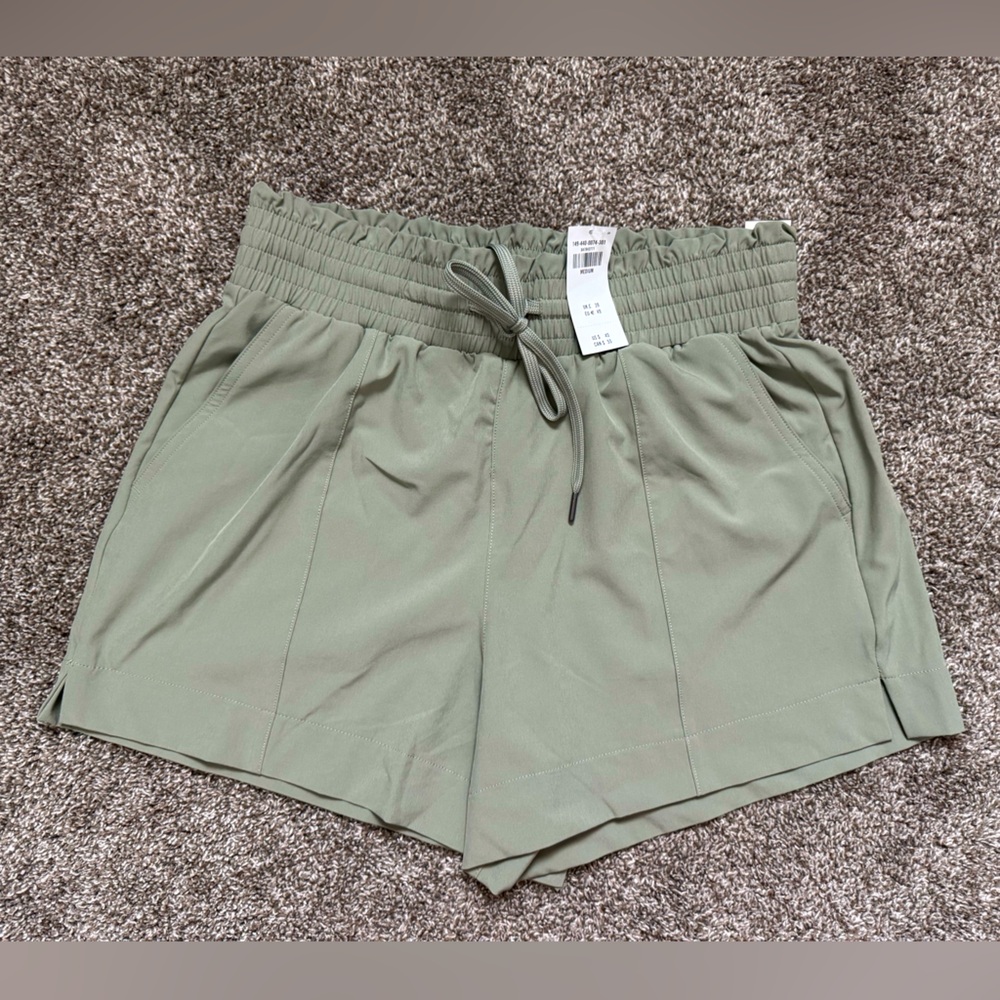 Abercrombie & Fitch Olive Green Women's Traveler Shorts